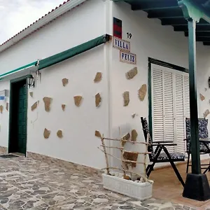 https://villa-feliz.in-canary-islands.com